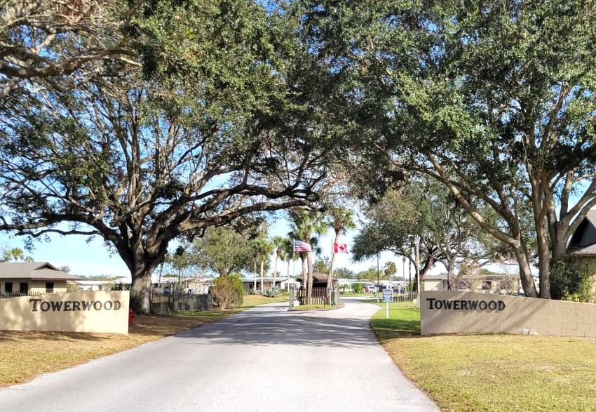 538 Tahiti Dr. a Lake Wales, FL Mobile or Manufactured Home for Sale